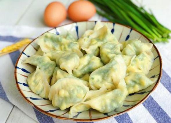 鸡蛋韭菜馅怎么调，怎样调韭菜鸡蛋馅好吃放调料（调料宜少不宜多）