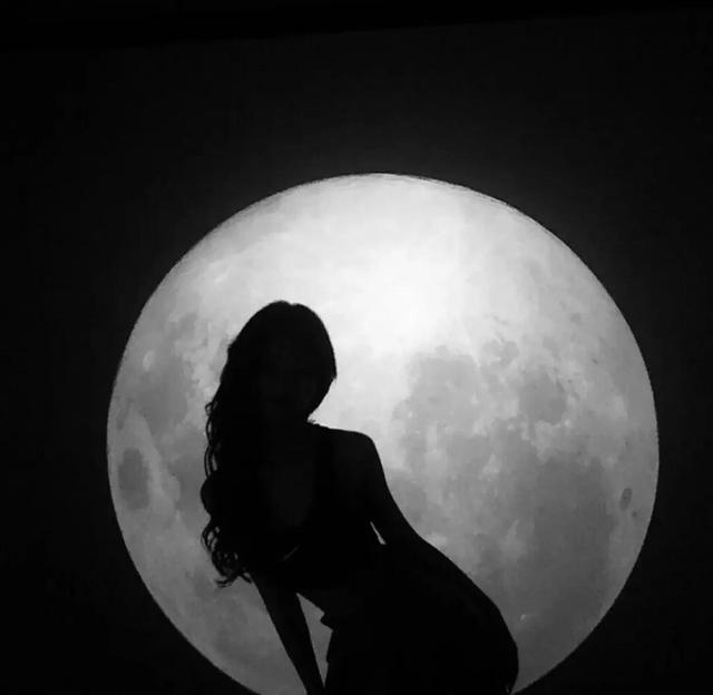 女撩男土味情话，100句撩男土味情话（十五个撩到妹子腿软的土味情话）