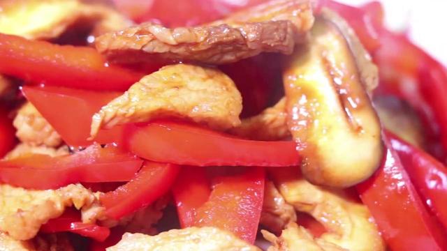 香菇炒肉怎么炒好吃，香菇炒肉怎么做最简单