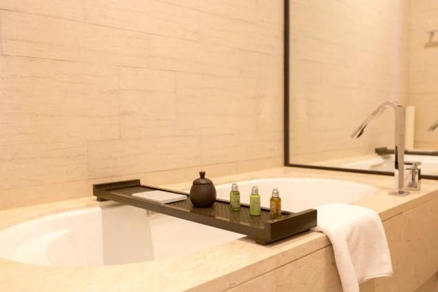 拈花湾攻略必去景点，1600亩拈花湾樱花海