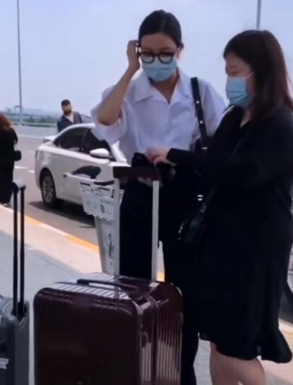 张一山宋妍霏怎么分手了，曝宋妍霏张一山分手原因