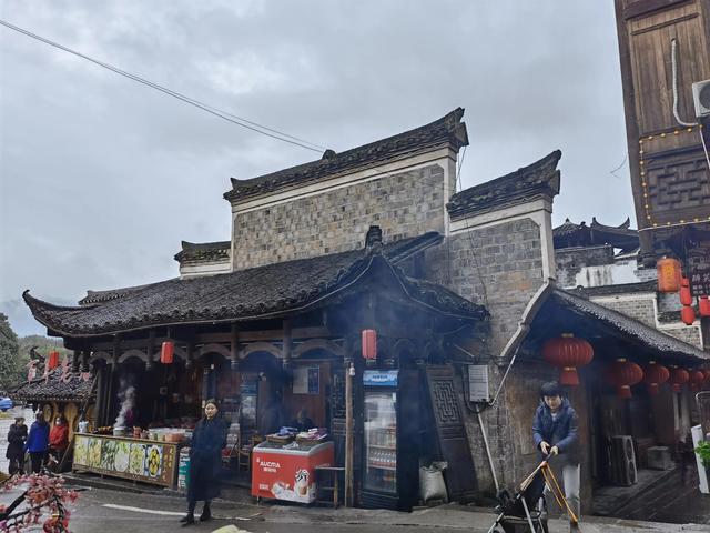 芙蓉镇门票多少钱，芙蓉古镇门票免费时间（自驾游湘西芙蓉镇）