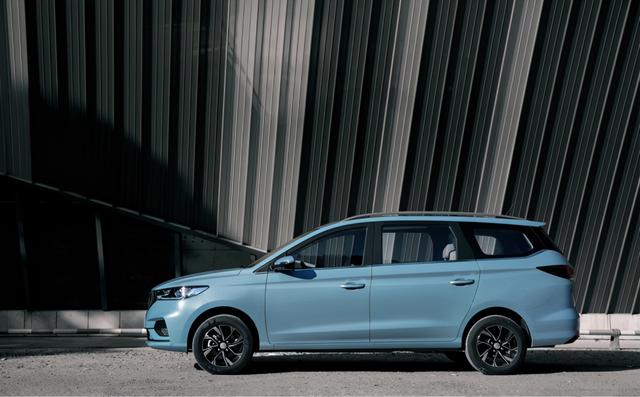 宝骏360新款2022款6座，宝骏360新款2022自动挡六座