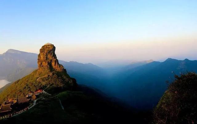 贵州有什么好玩的地方景点推荐，贵州最值得去的十大旅游景点（贵州最值得打卡的景点有哪些）