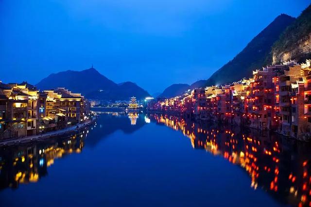 贵州比较适合自驾游的公路，看尽贵州山水风光和少数民族风情