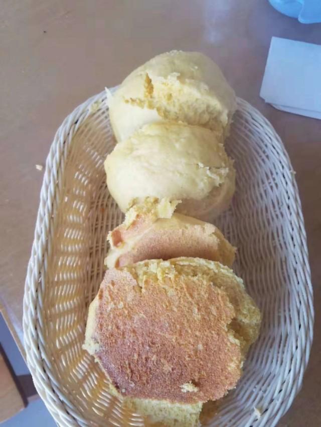 玉米面贴饼的做法大全，玉米面贴饼这样做真好吃