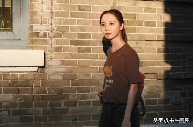 清华ai学生华智冰第一次亮相，智能虚拟美女华智冰入学清华大学