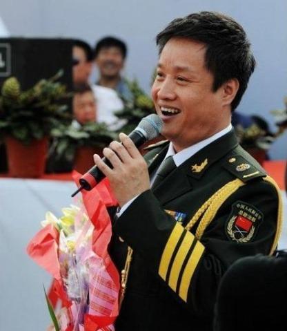 阎维文个人简历及家人，小白杨阎维文25岁娶初恋