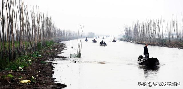 洪湖市属于哪个市，湖北省洪湖市属于哪一个市（湖北省洪湖市发布大风蓝色预警）
