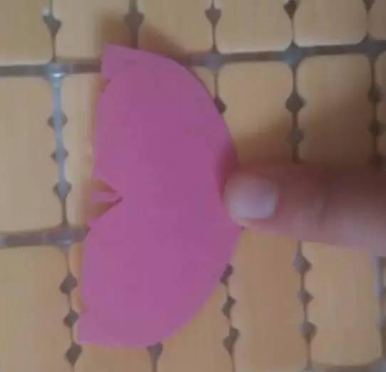 爱心卡片制作图片，漂亮简单的爱心立体贺卡（教你学习如何制作精美的爱心贺卡）