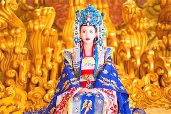 武则天最为真实的历史，历史上第一任也是唯一的女皇帝武则天的一生到底有多惨