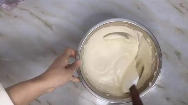 冰淇淋蛋糕图片，最简单又好吃的冰淇淋蛋糕