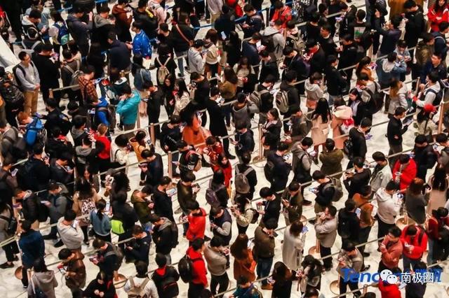 腾讯公司发开门红包，腾讯开工刷红包堪比