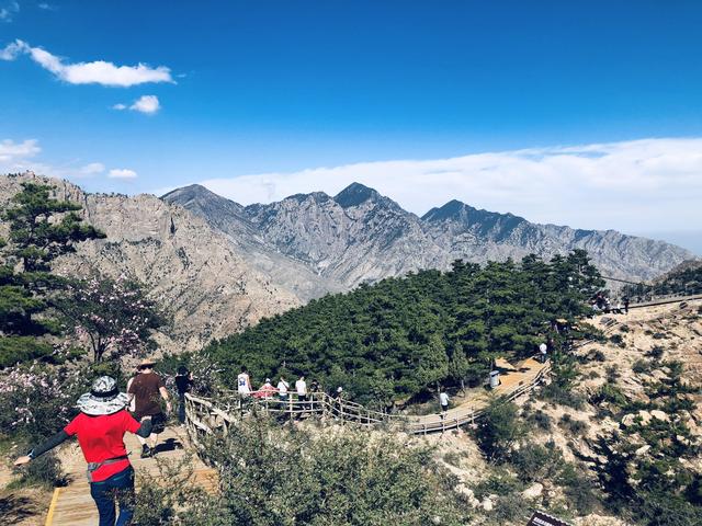 贺兰山在哪个省，国内离省会城市最近的国家森林公园（贺兰山国家森林公园在哪个区）