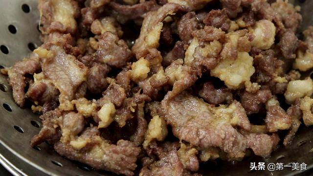 炒孜然羊肉的家常做法，孜然羊肉怎么做最好吃又嫩不油炸（这道孜然炒羊肉做法简单）