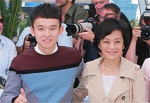 如何评价孙怡的长相，孙怡——天使面孔魔鬼身材
