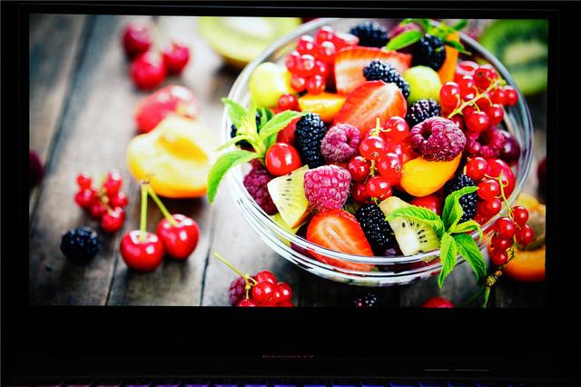 机械革命s1深空灰，竟比“神船”还有性价比