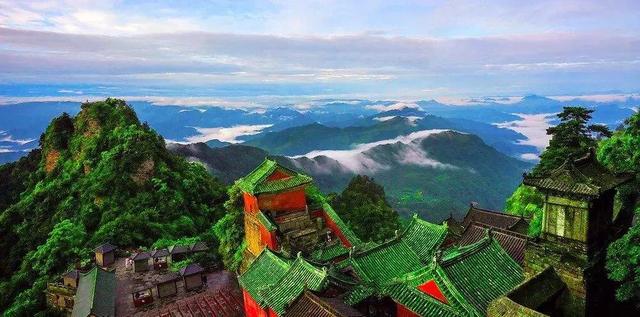 武当山金顶简介，武当山金顶的秘密（武当山金顶的来历）