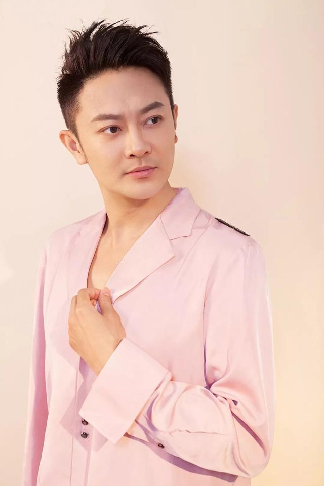 印小天送別慈父：含淚的孝心將父親的臨終歲月點亮 娛樂八卦吃瓜 第5张