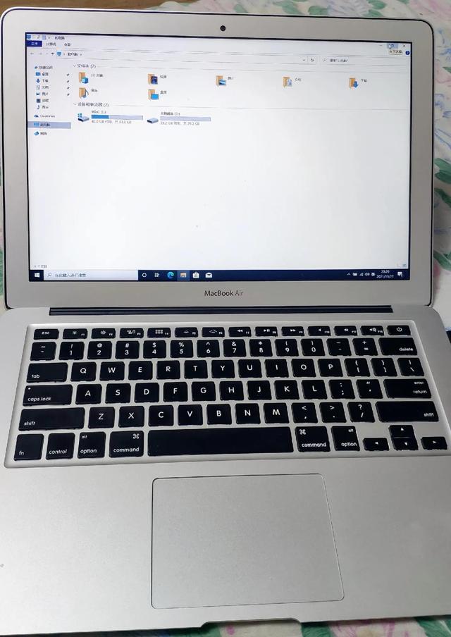 macbookpro安装windows系统，macbook pro装win10系统教程（怎么在Retina 版 MacBook Pro 上安装 Windows 8.1 专业版）