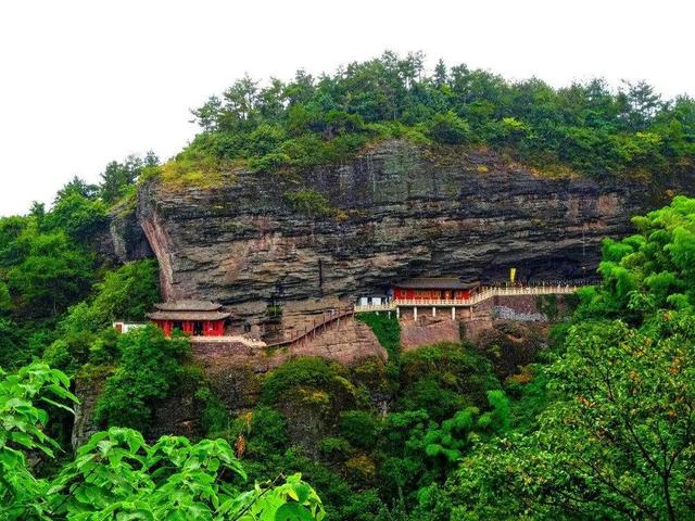 浙江旅游景点大全景点排名，浙江旅游必去十大景点都是哪些（浙江旅游必去的十大景点）