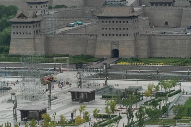 大同市火车站周围街景，大同\u0026八月古都忆平城