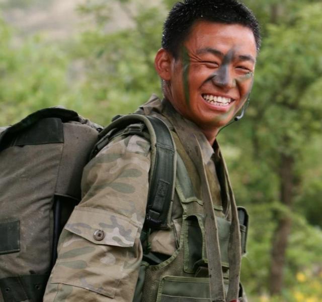 王宝强和徐峥现在关系怎么样，从黄金搭档到再无合作