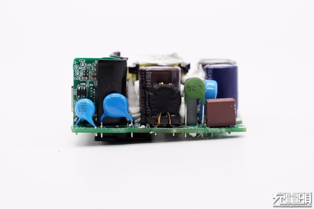 罗永浩谈锤子新机，罗永浩确认锤子新机与其没有关系