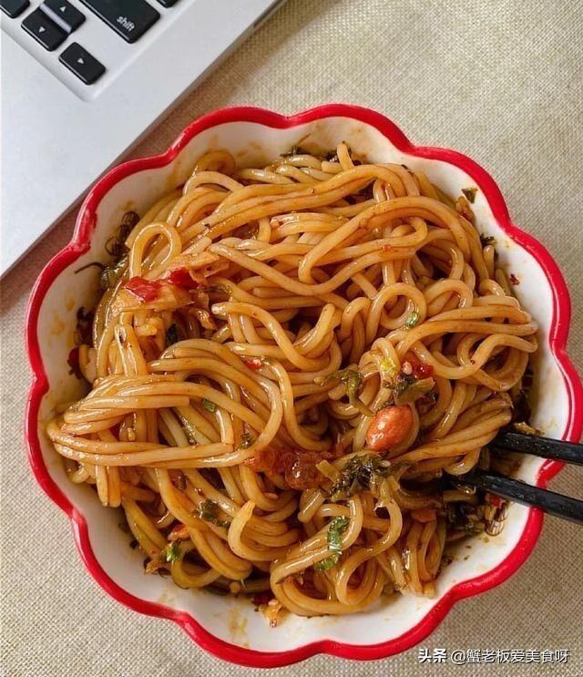 南昌拌粉的做法，南昌拌粉正宗做法（营养美味学会了这样做）