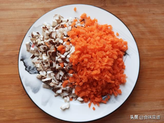餃子皮別浪費了，教你4種創新吃法，皮脆餡香，上桌孩子們搶著吃 熱愛美食 第29张