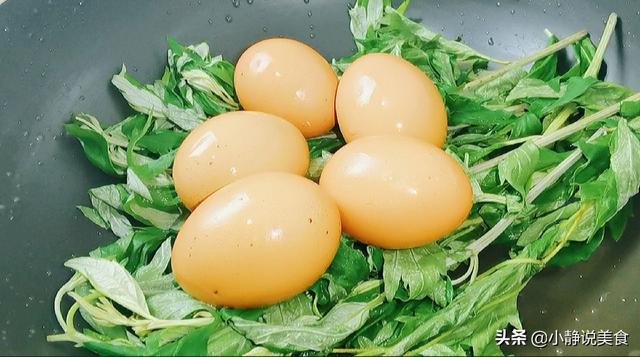 艾叶大蒜煮鸡蛋，端午节煮鸡蛋和蒜还放艾叶吗