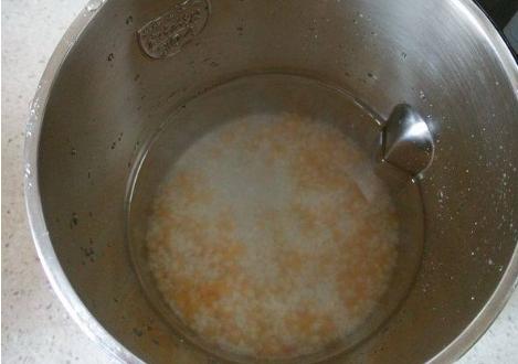 玉米糊糊怎么做，早餐玉米糊糊家常做法（玉米蔬菜糊的做法）