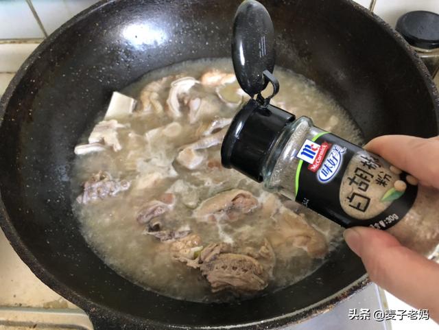 正宗猪肚鸡配方，传统的猪肚鸡的做法和配方