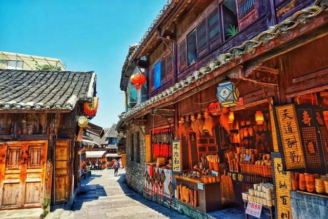 6月份适合旅游的古镇，4月最适合去的24个古镇