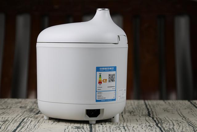 苏泊尔电饭煲怎么蒸米饭，苏泊尔蒸汽电饭煲怎么蒸米饭（米饭又亮又白又香）