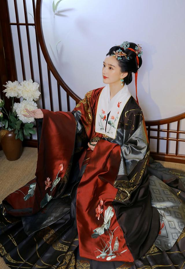 明制汉服发型无发包简单又好看，明制汉服发型教程