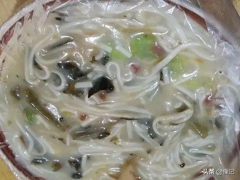 粉浆面条用什么面条做，河南人最爱吃的面条之一