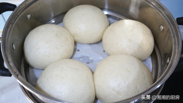 一次发酵馒头超简单的做法，馒头的懒人做法