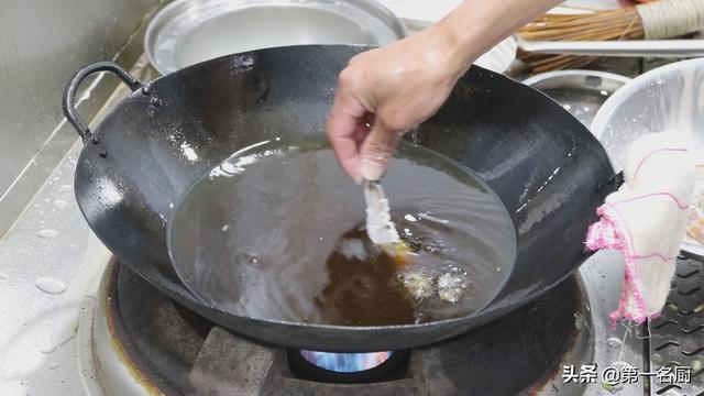 香辣虾最正宗的做法，省油超简单香辣虾一天不吃就馋