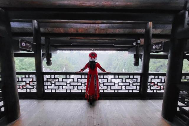 湖北恩施旅游攻略，湖北恩施旅行除了峡谷风光（湖北恩施旅游必玩攻略）