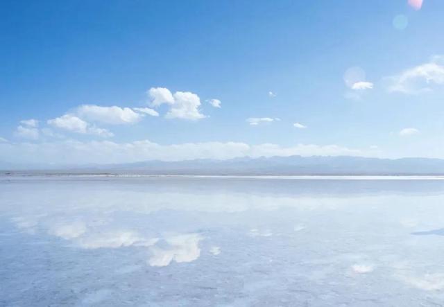 青海湖几月份看油菜花，青海湖旅游的最佳季节来了