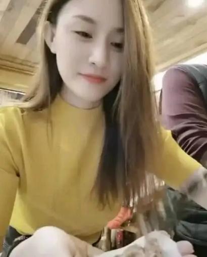 演员贾冰简介，《狂飙》演黑老大却爆火