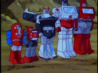 变形金刚2007，变形金刚07年大黄蜂（《变形金刚7》首曝照片）