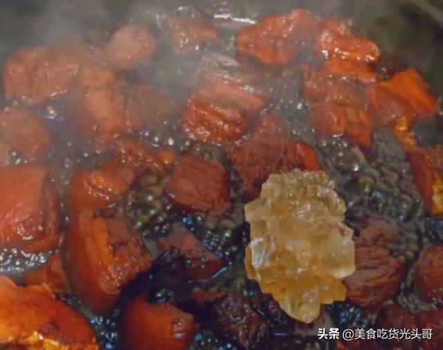 上海红烧肉家常做法简单不油腻，红烧肉的家常做法