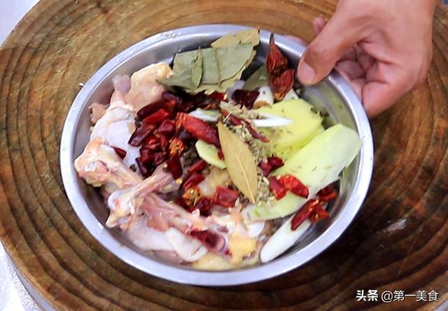 麻鸡怎么做好吃，正宗椒麻鸡的做法与配料