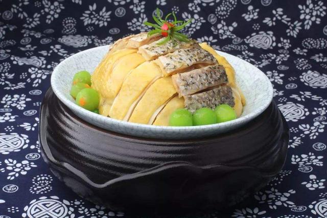 绍兴的特色美食一条街，周末在绍兴逛仓桥直街