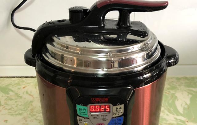 肥肠的10种家常做法，中国“最好吃”的4种肥肠做法
