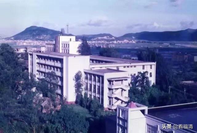 福建师范大学福清校区，福建师范大学福清分校是公办（福建师范大学）