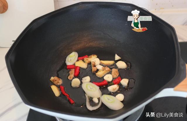 炖羊肉放料酒吗，炖羊肉最忌讳放的调料（调料不要乱放）