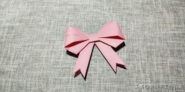 正方形礼盒蝴蝶结打法 礼盒上怎么打蝴蝶结